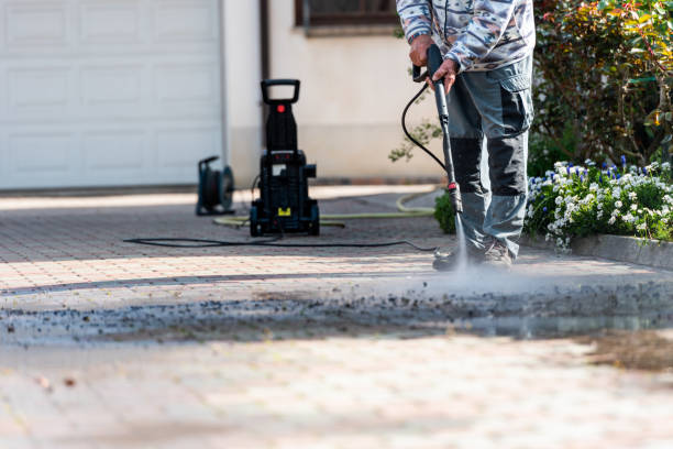 Best Commercial Building Pressure Washing  in Newtown, OH